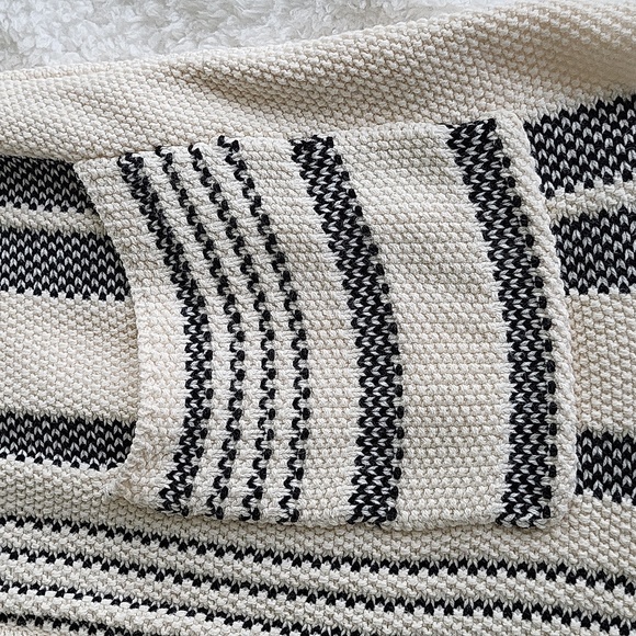 Ellison Jacket Size L - Picture 10 of 12